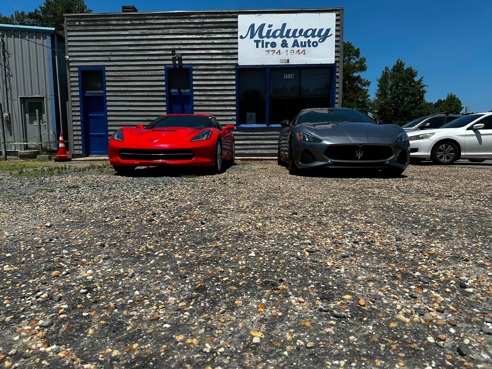 Midway’s Sanford shop entrance